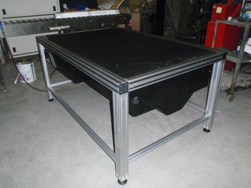 Down-Draft Work Table For Machining Aircraft Parts (1 of 1)