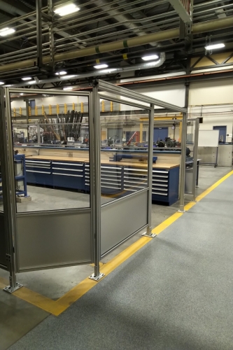 Partitions / Work Area Enclosure With Sliding Doors. (2 of 2)